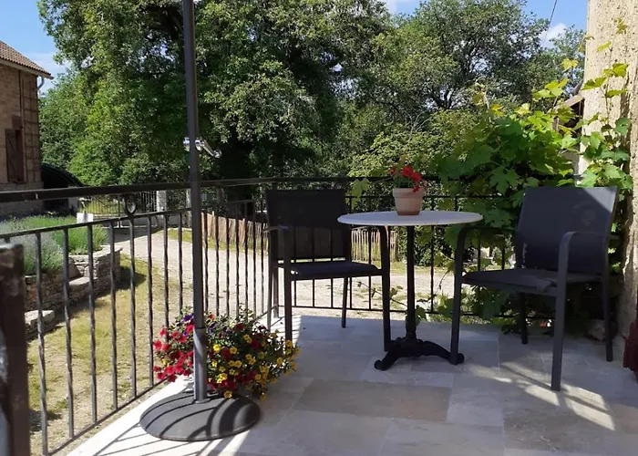 Oda ve Kahvaltı La Ferme De Fouliouze